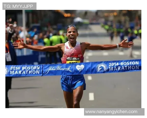 足球明星奥特姆的传奇之路与不屈精神展现了体育的魅力与坚持的力量