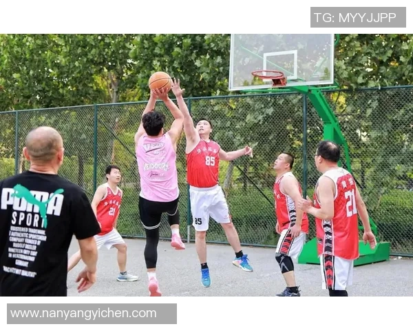 篮球明星的光环背后他们是否也只是普通人